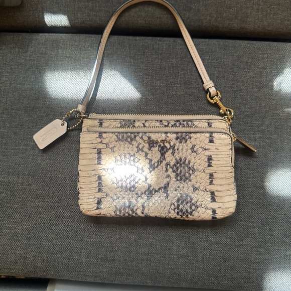 Coach Cream and Black Snake Print Wristlet - Picture 7 of 10
